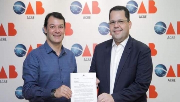 Na OAB, Duarte apresenta plataforma para plano de governo 